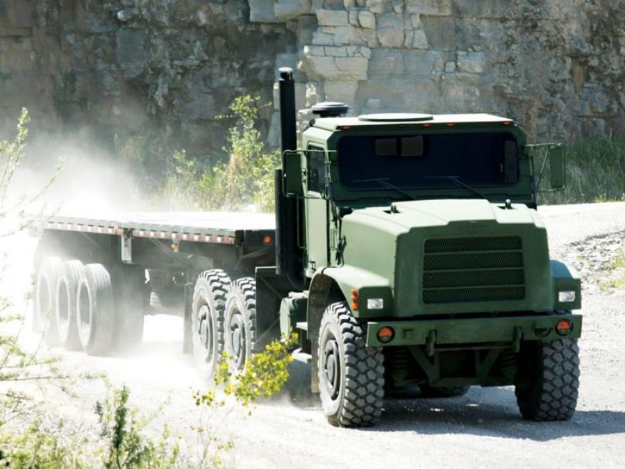  Oshkosh MTVR 6x6 Tractor (MK31) 2005 года  (фото 2 из 3)